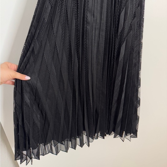 Theory Black Pleated Mesh Midi Dress NWT Size 2 | Elegant Evening Cocktail Dress - Picture 6 of 8
